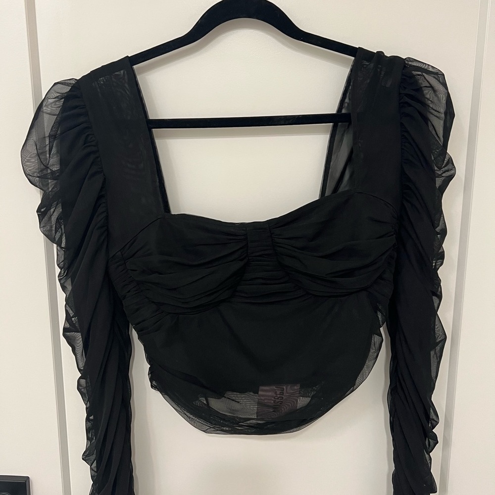 Mesh ruched front milkmaid top. Long sleeve. Brand: Missguided. Size: 10